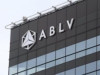 “ABLV” grupa divu mēnešu laikā pārtraukusi darba attiecības ar 295 darbiniekiem